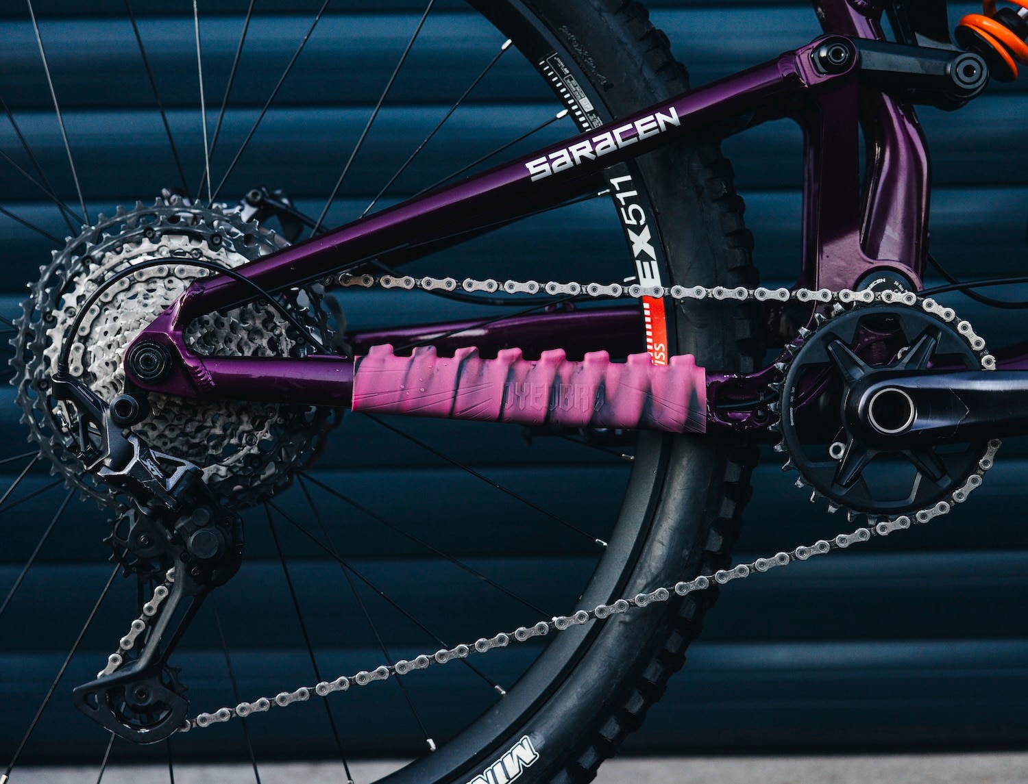 DYEDBRO – SHUSH Chainstay